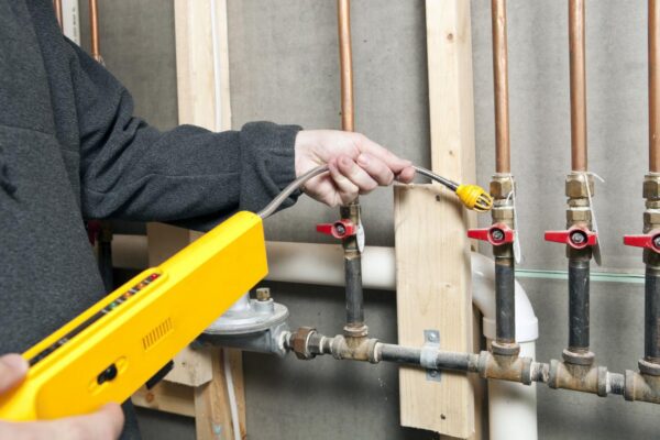 How long does it take to repair a gas leak?